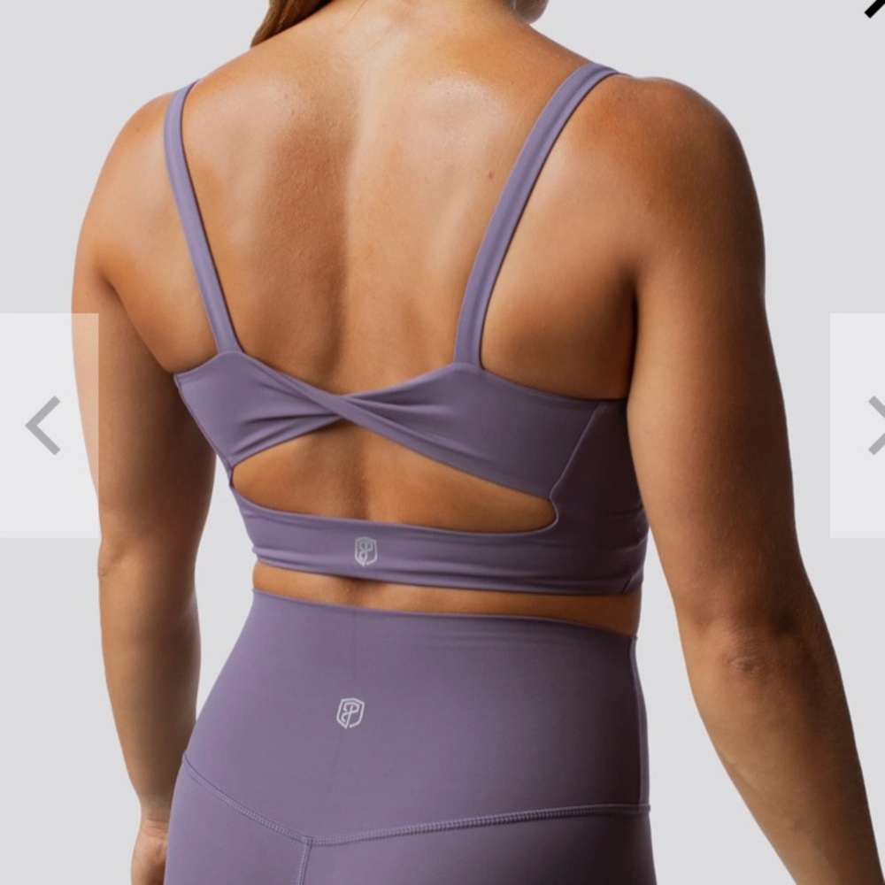 Born primitive sports bra